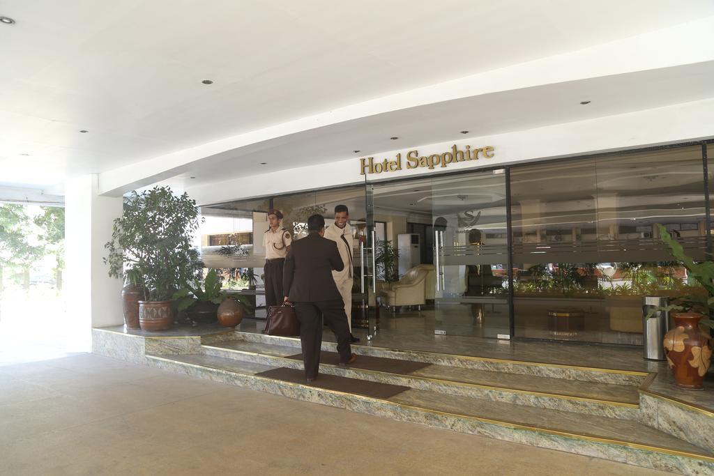 Hotel Sapphire Colombo Exterior foto